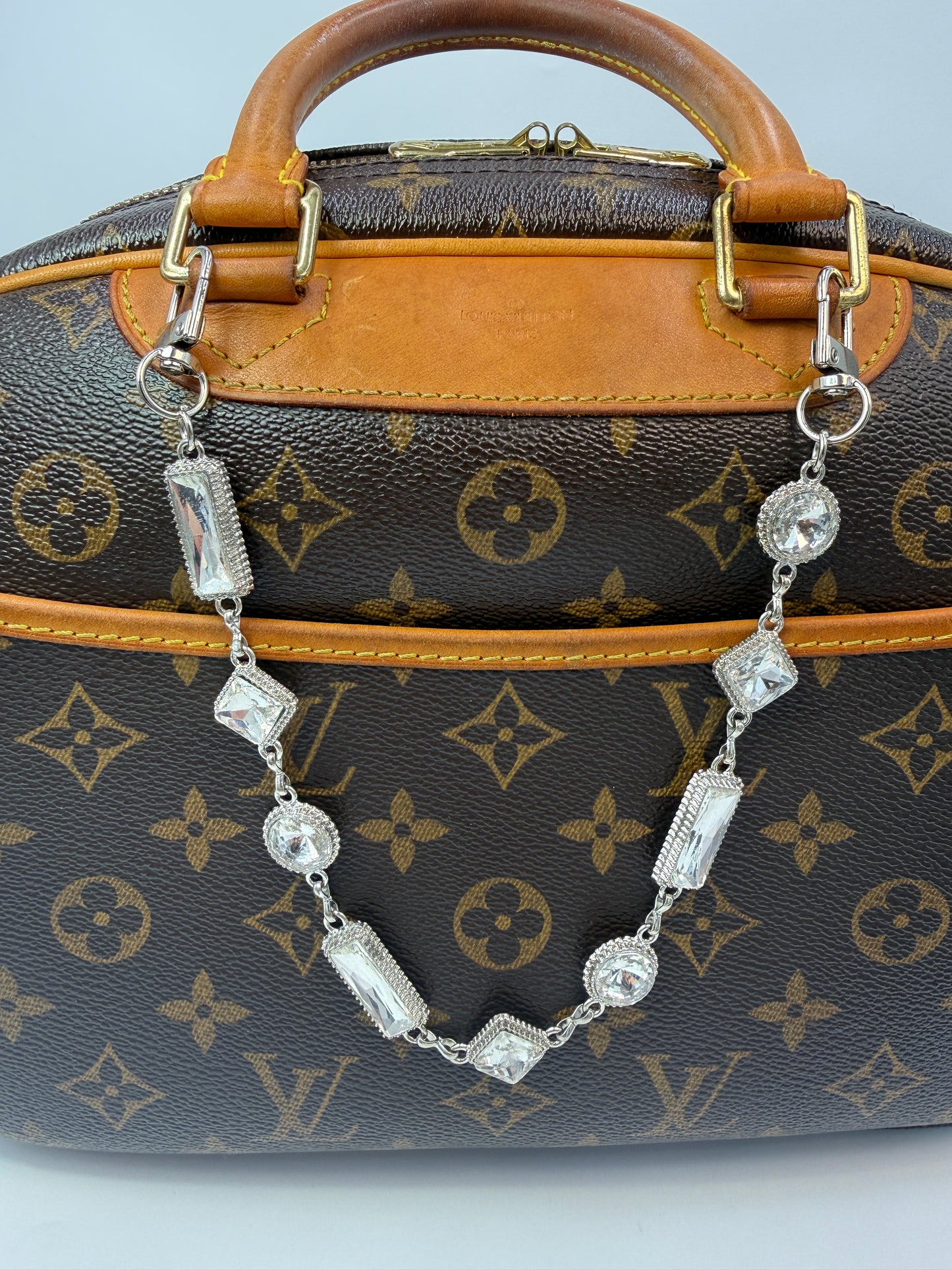 Unbranded Silver Jeweled Bag Charm NEW