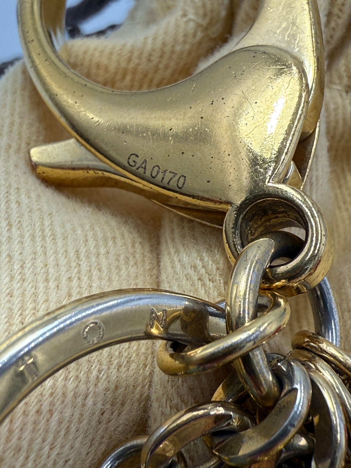 Louis Vuitton Pop Flowers Multicolor Bag Charm GA0170