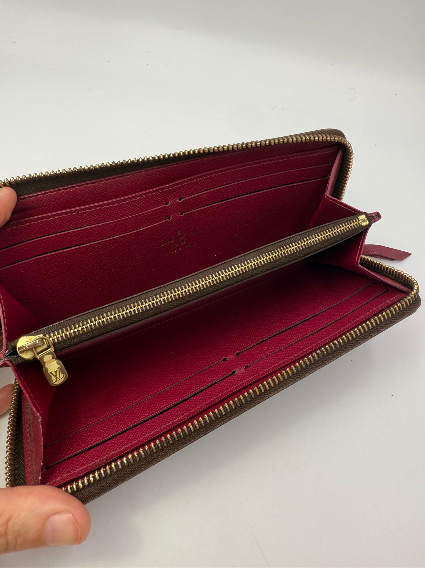 Louis Vuitton Monogram Clemence Raspberry Interior SP4124