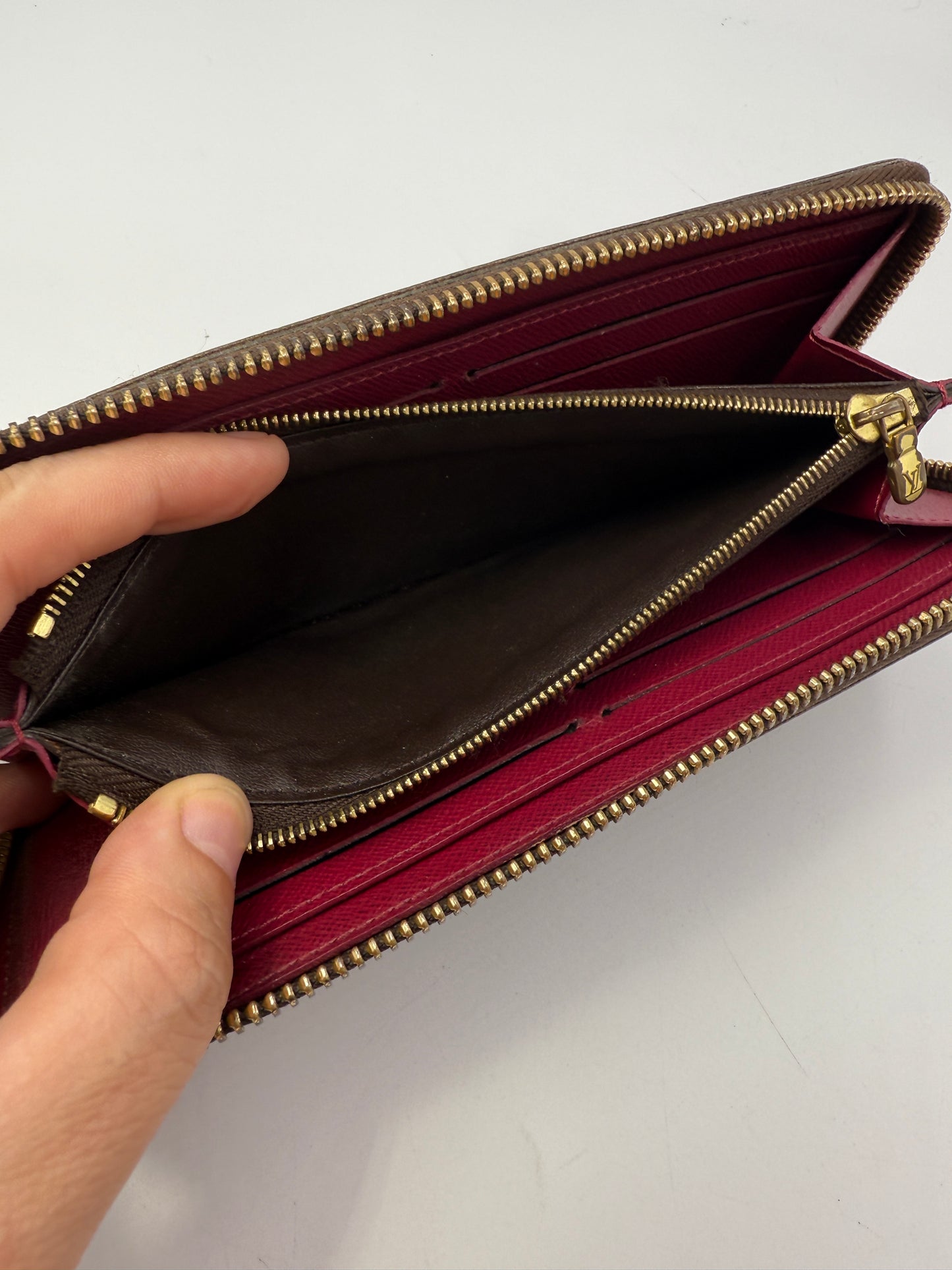 Louis Vuitton Monogram Clemence Raspberry Interior SP4124