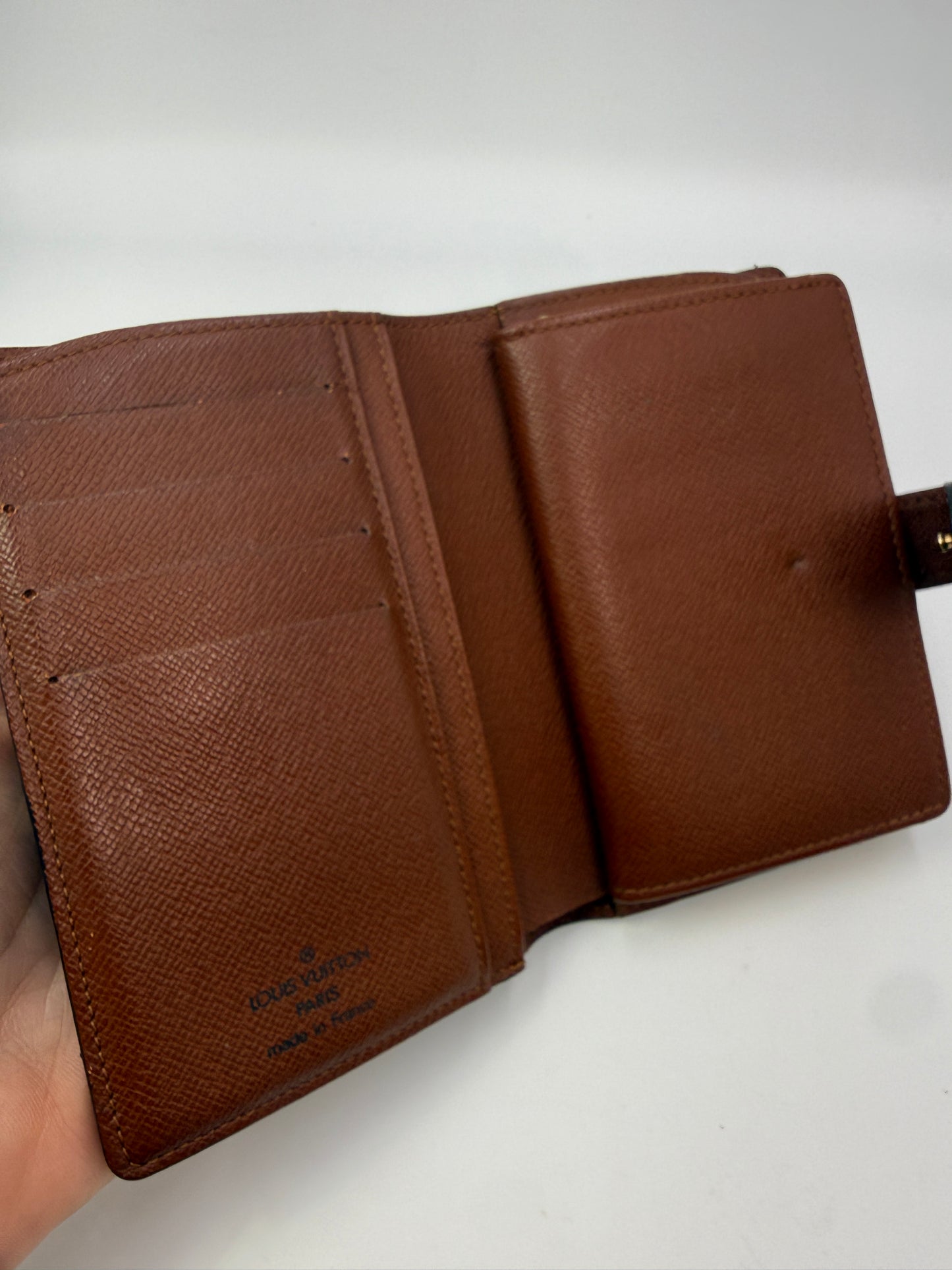 Louis Vuitton Monogram Coated Canvas Kisslock Wallet TH0032