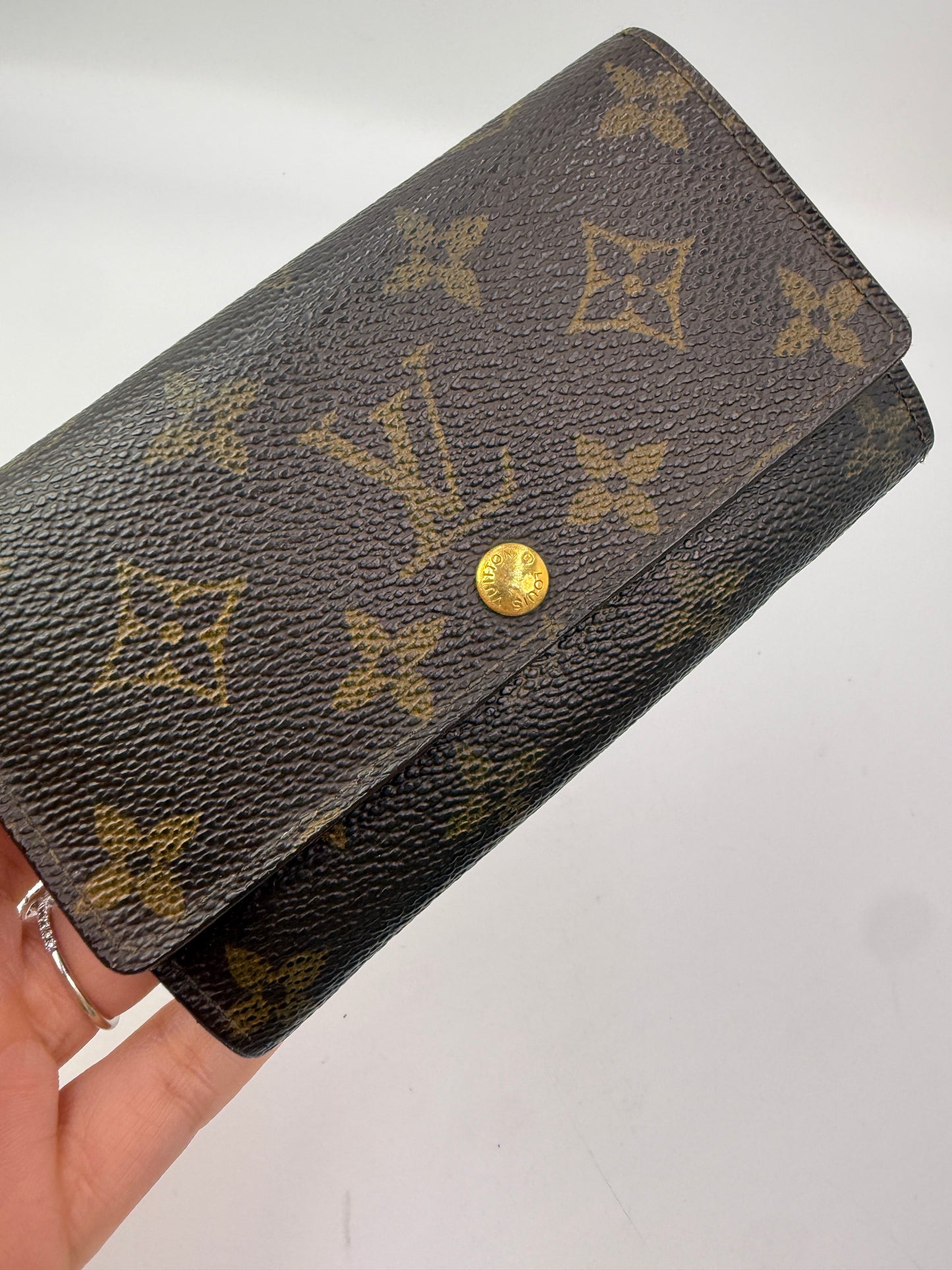 Louis Vuitton Monogram Coated Canvas Compact Sarah Wallet CA0913