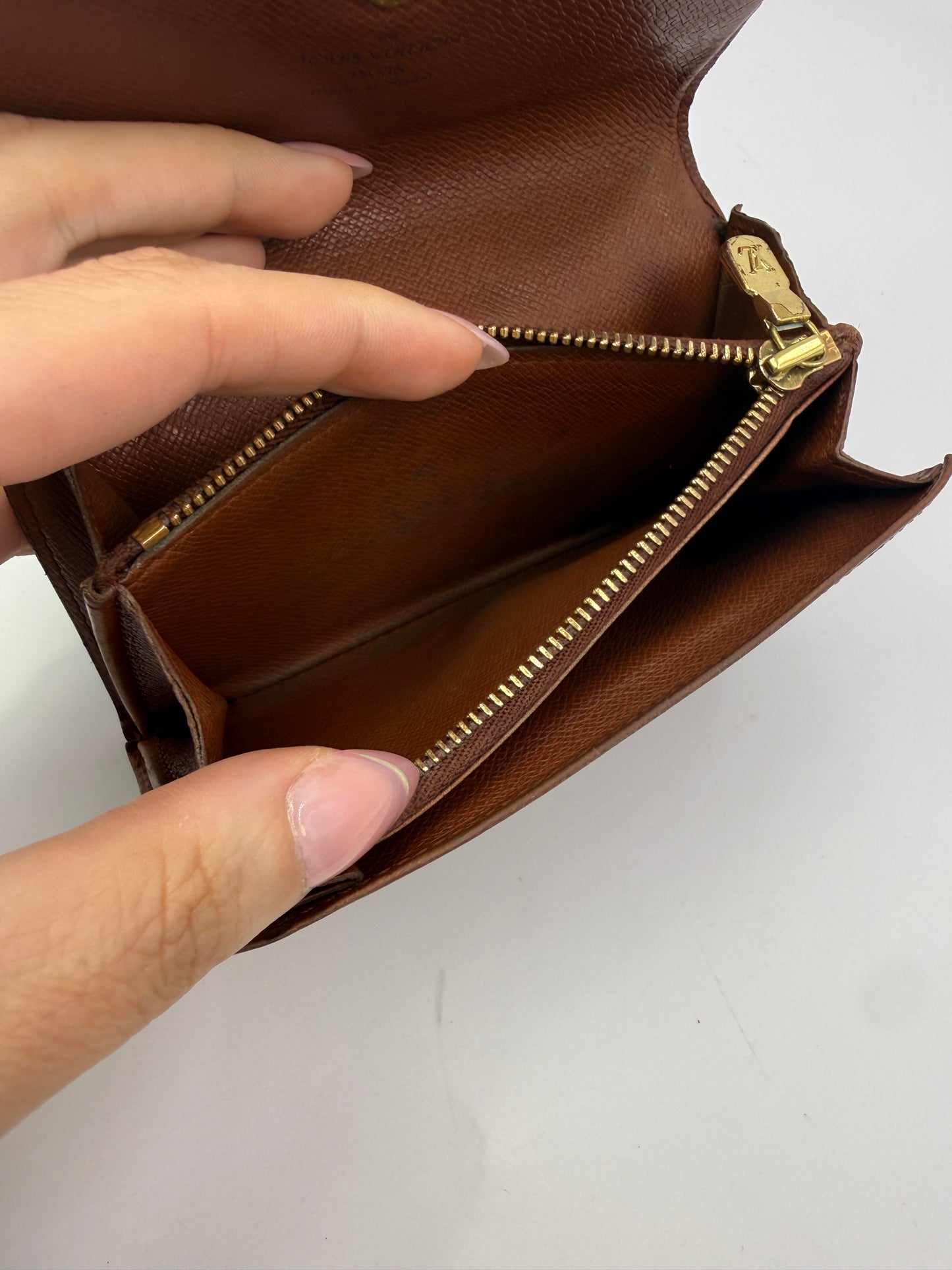 Louis Vuitton Monogram Coated Canvas Compact Sarah Wallet CA0913