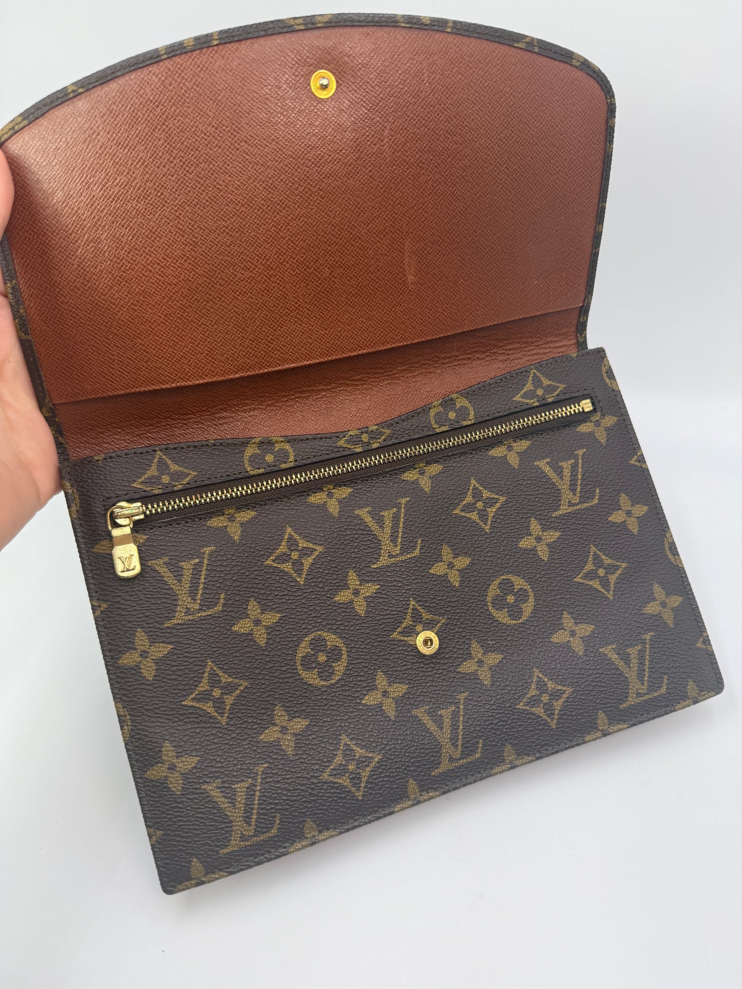 Louis Vuitton Monogram Coated Canvas Pochette Clutch 23 cm AN0940
