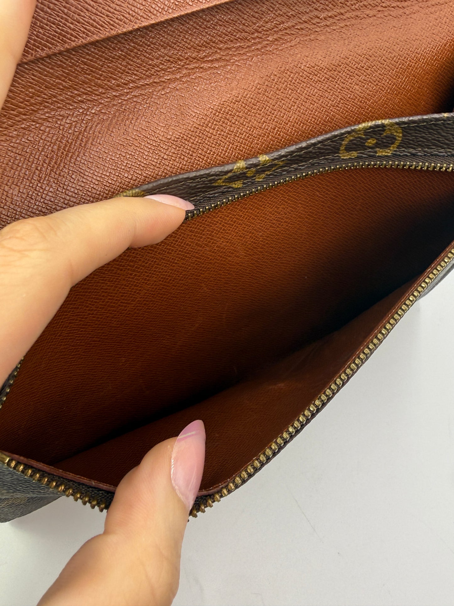 Louis Vuitton Monogram Coated Canvas Pochette Clutch 23 cm AN0940