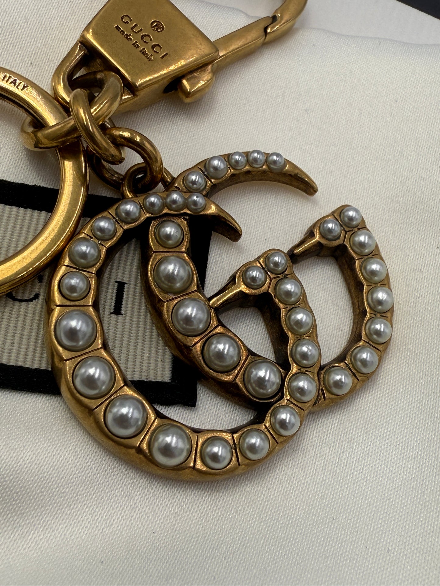 Gucci Gold Tone Pearl Key Chain Bag Charm Full Set