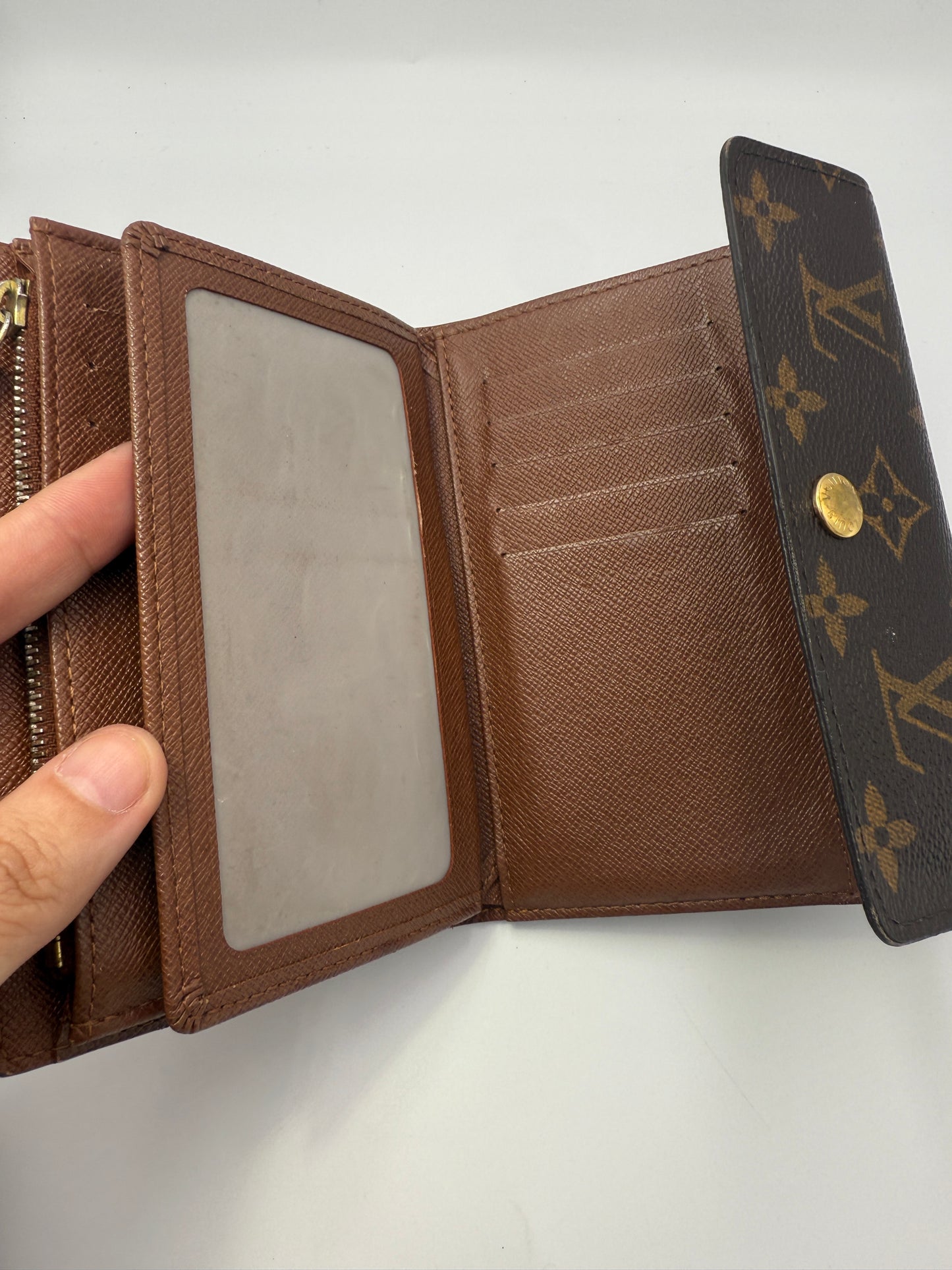 Louis Vuitton Monogram Alexandra Trifold Wallet CA4038