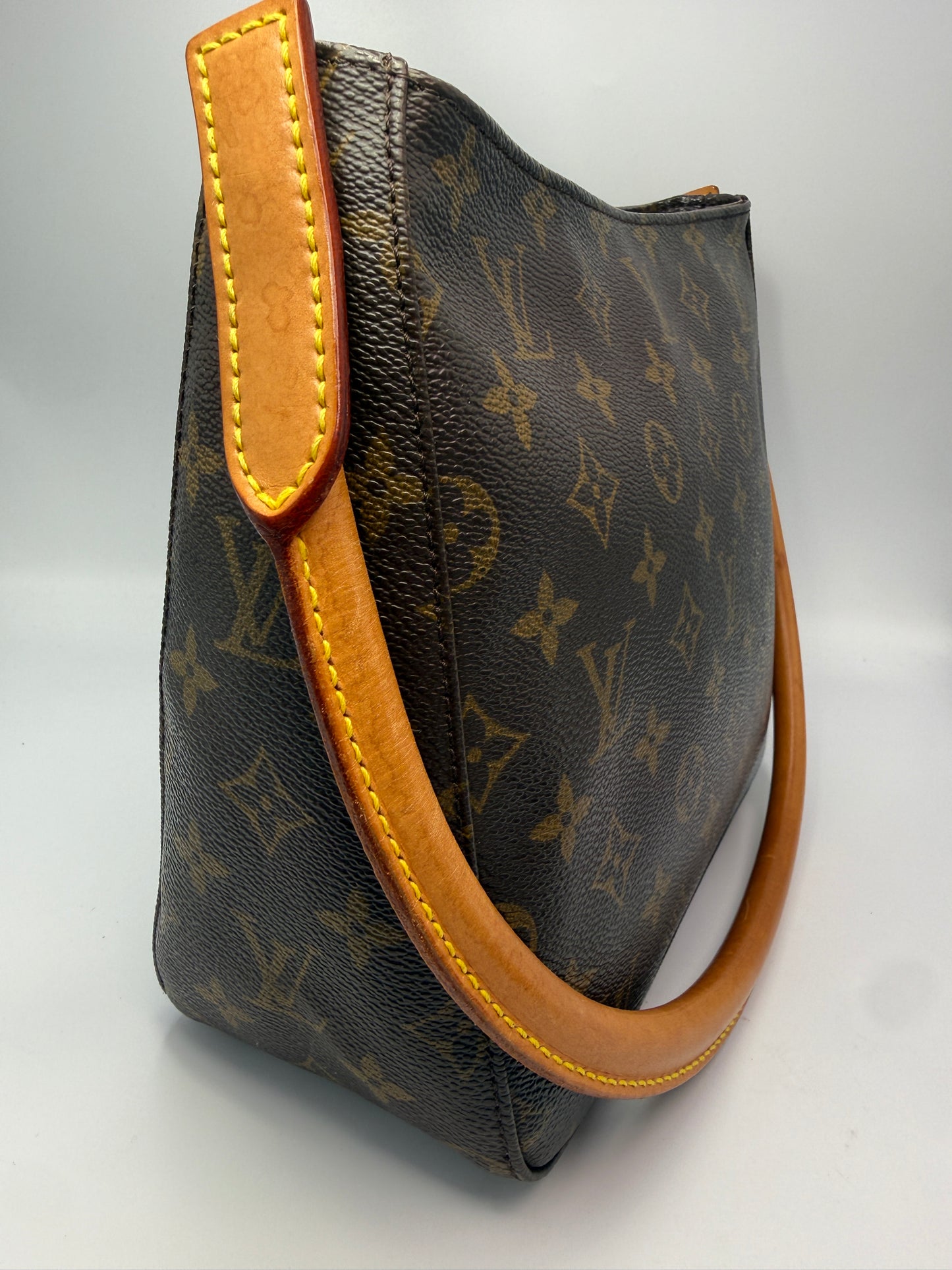 Louis Vuitton Monogram Looping Shoulder Bag MM FL0022