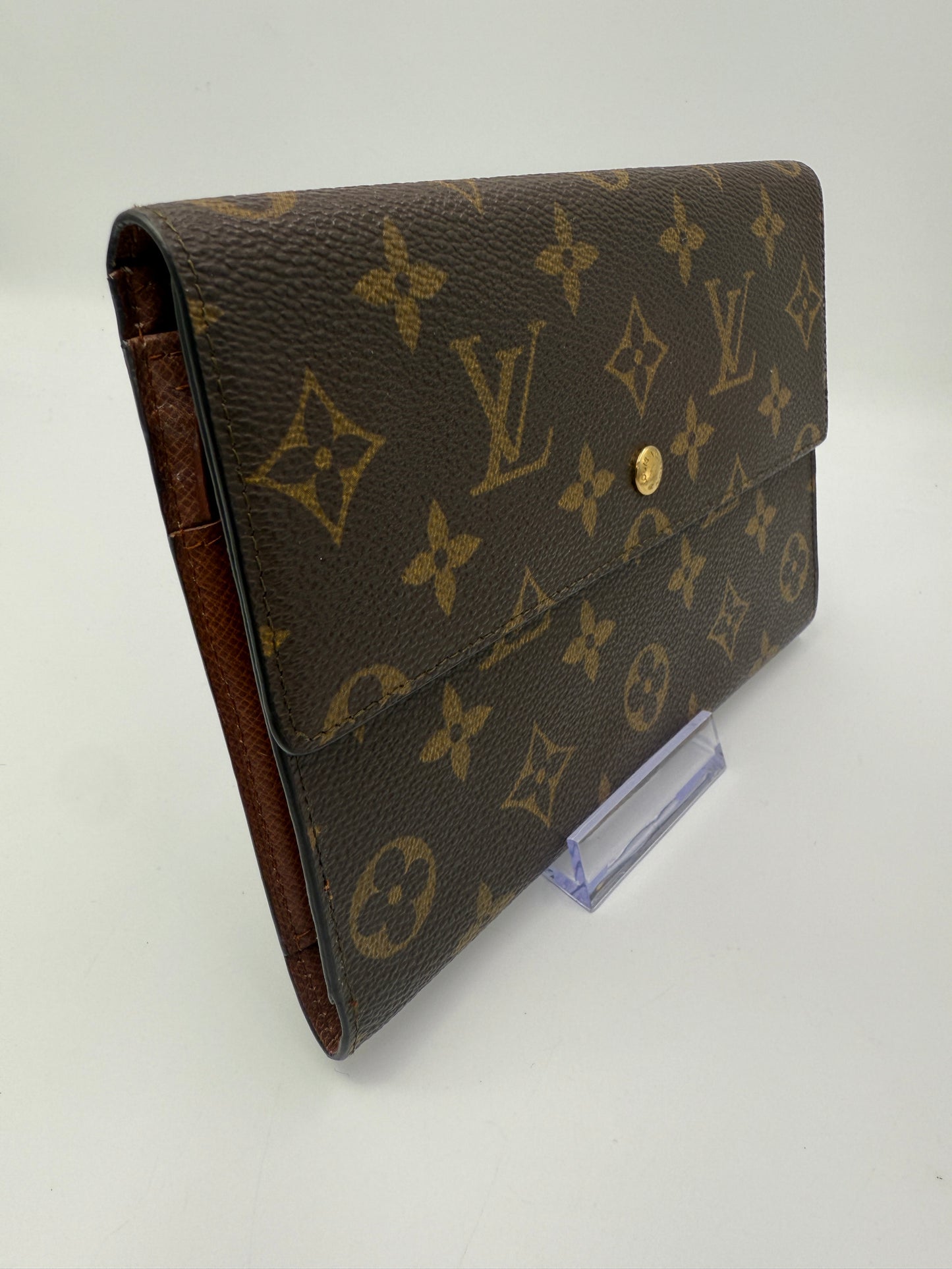 Louis Vuitton Monogram Coated Canvas Passport Wallet 8906AN