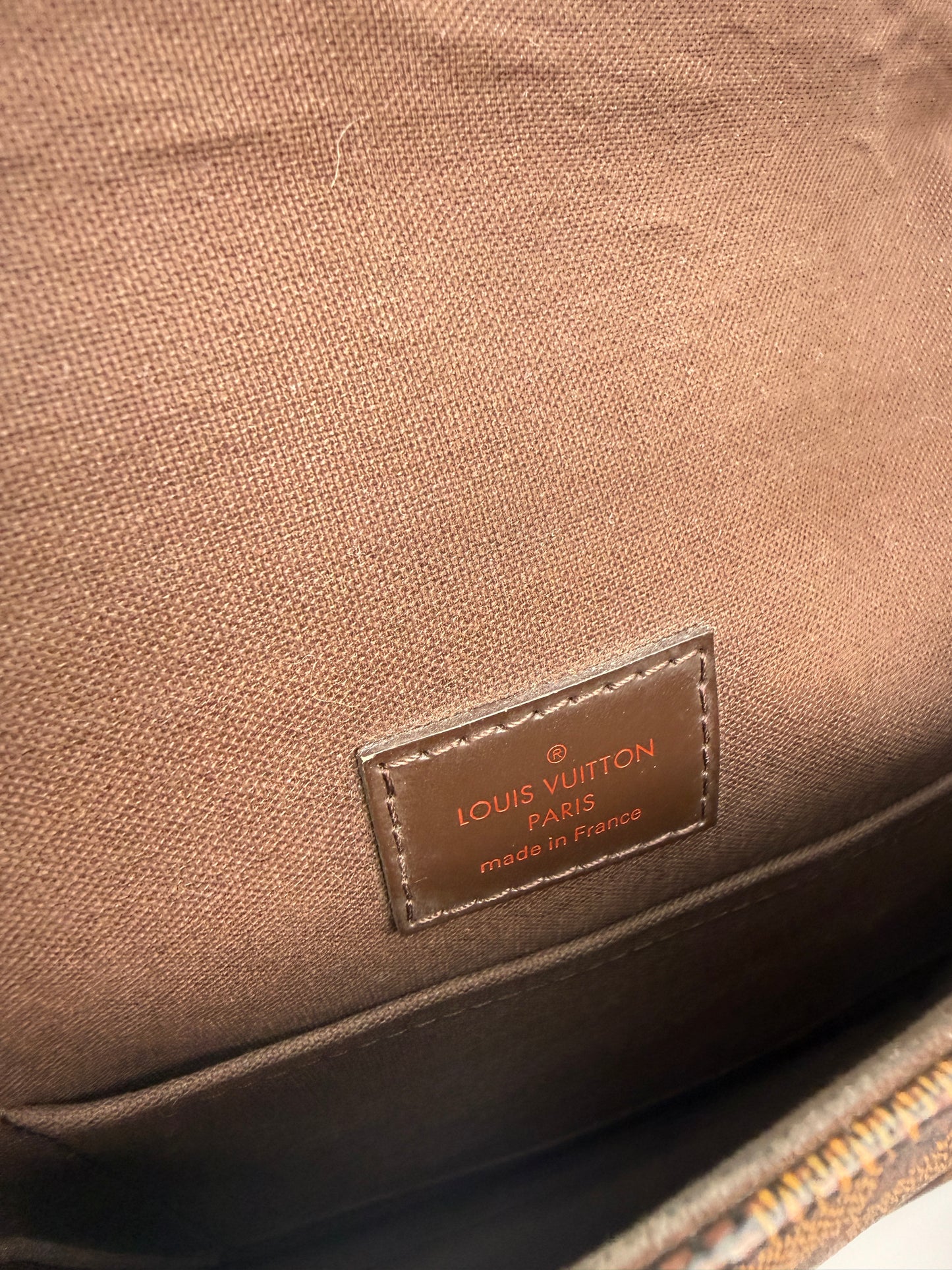 Louis Vuitton Damier Ebene Messenger Crossbody SR0170