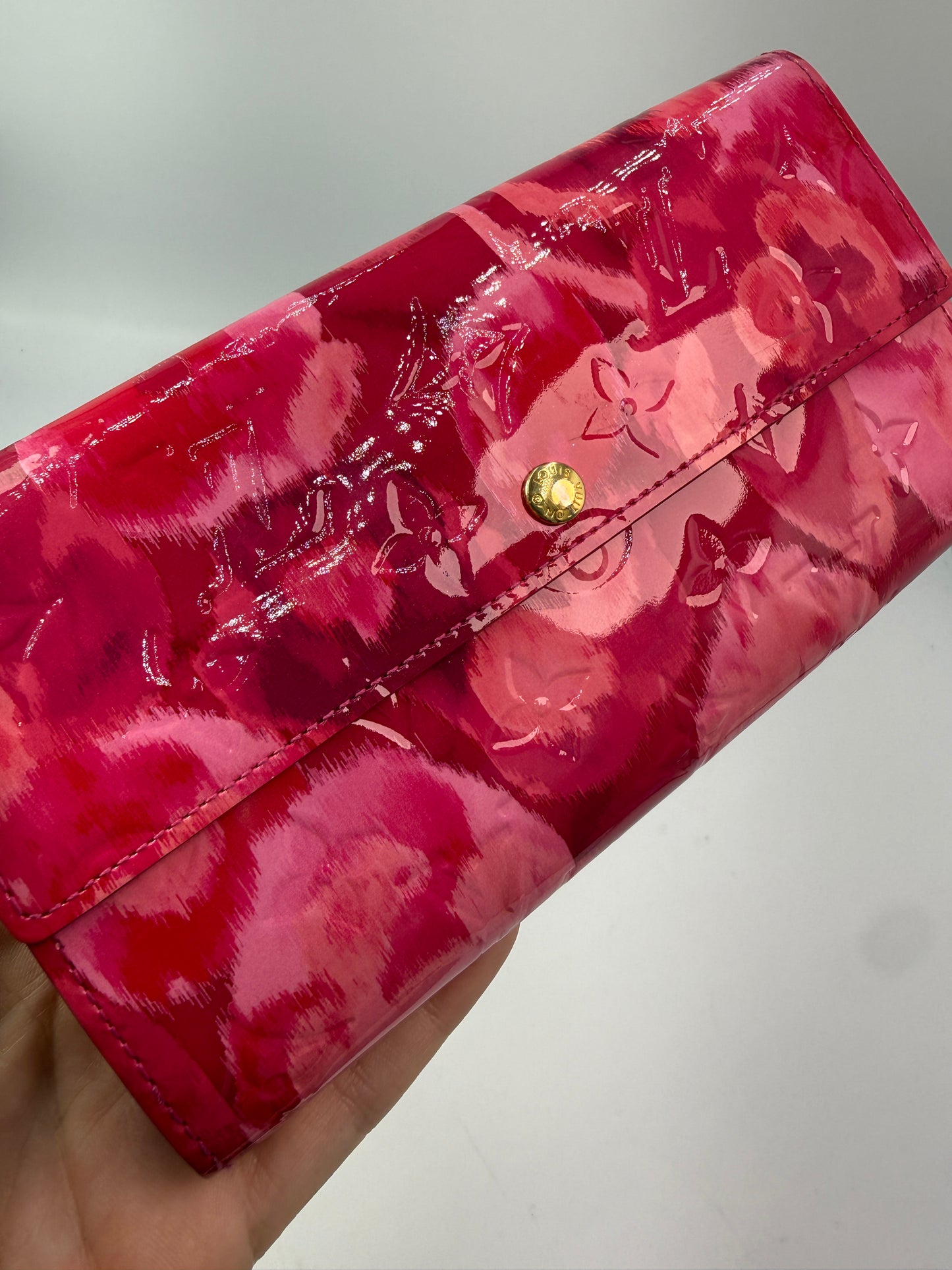 Louis Vuitton Vernis Rose Velours Sarah Wallet with Box TN0163