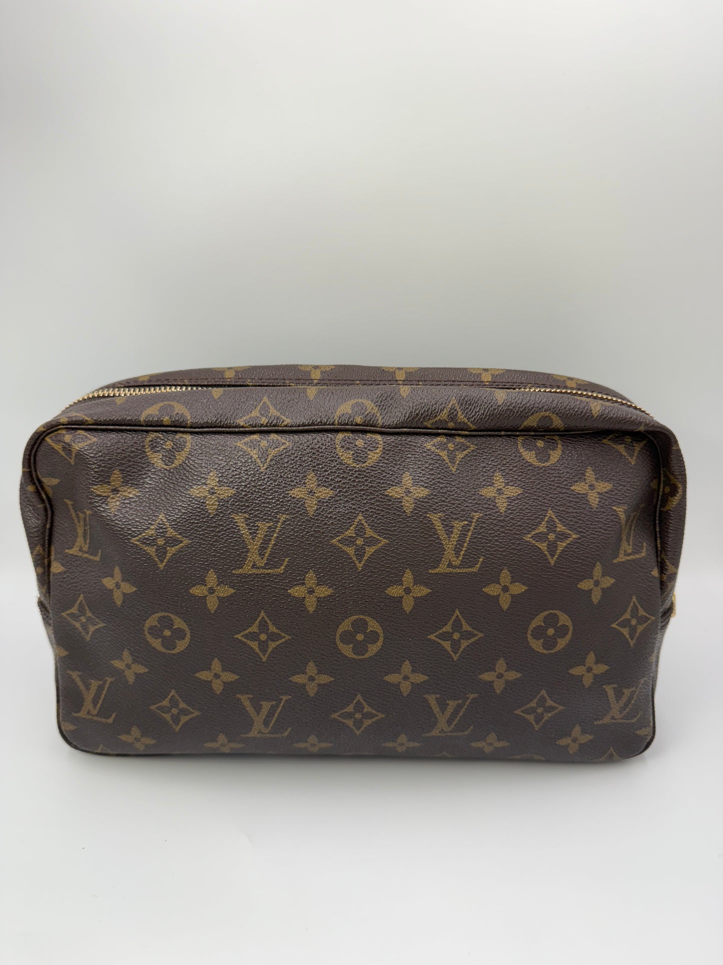 Louis Vuitton Monogram Coated Canvas Toiletry 28 cm