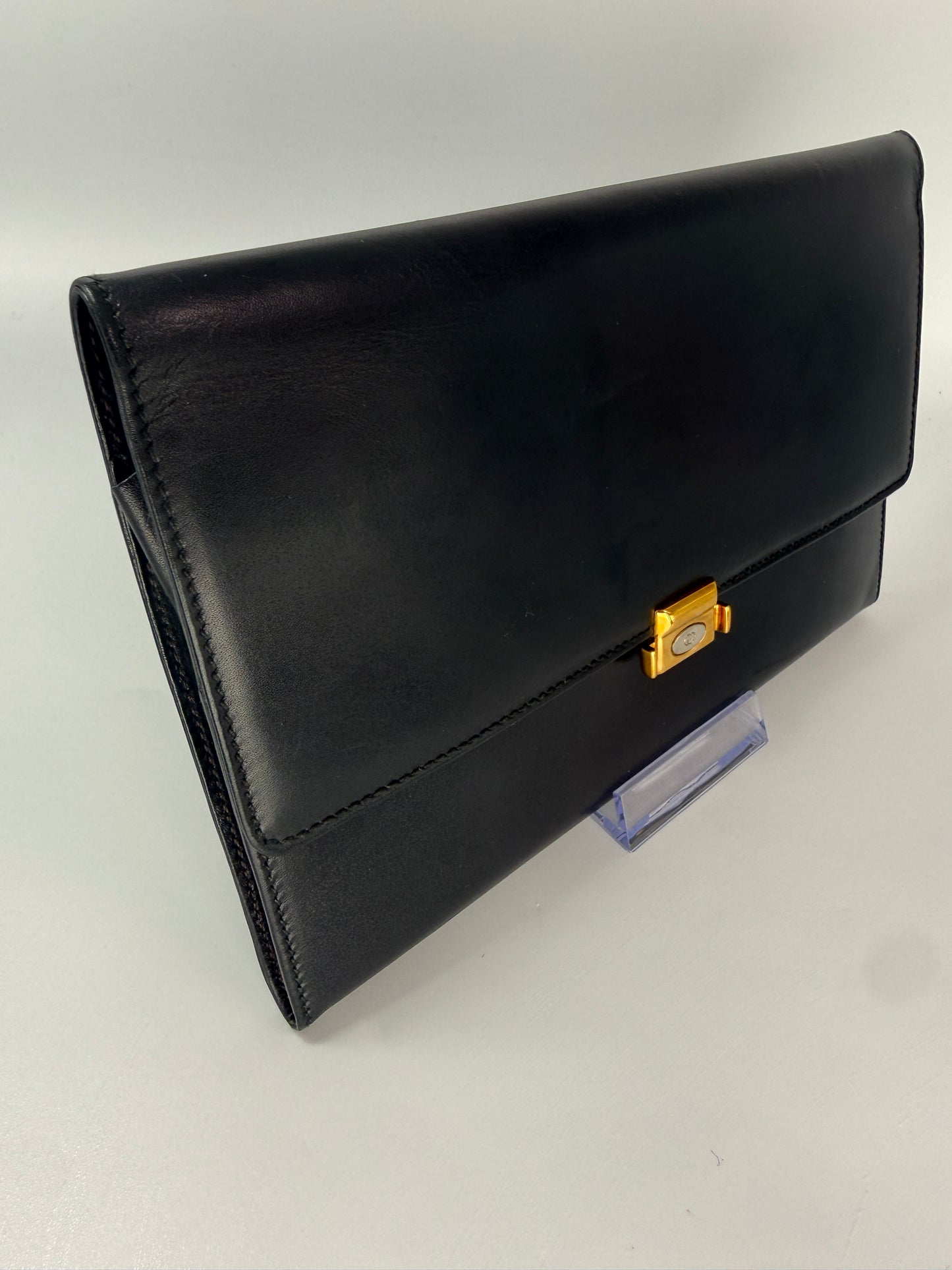 Gucci Black Smooth Leather Travel Wallet Clutch