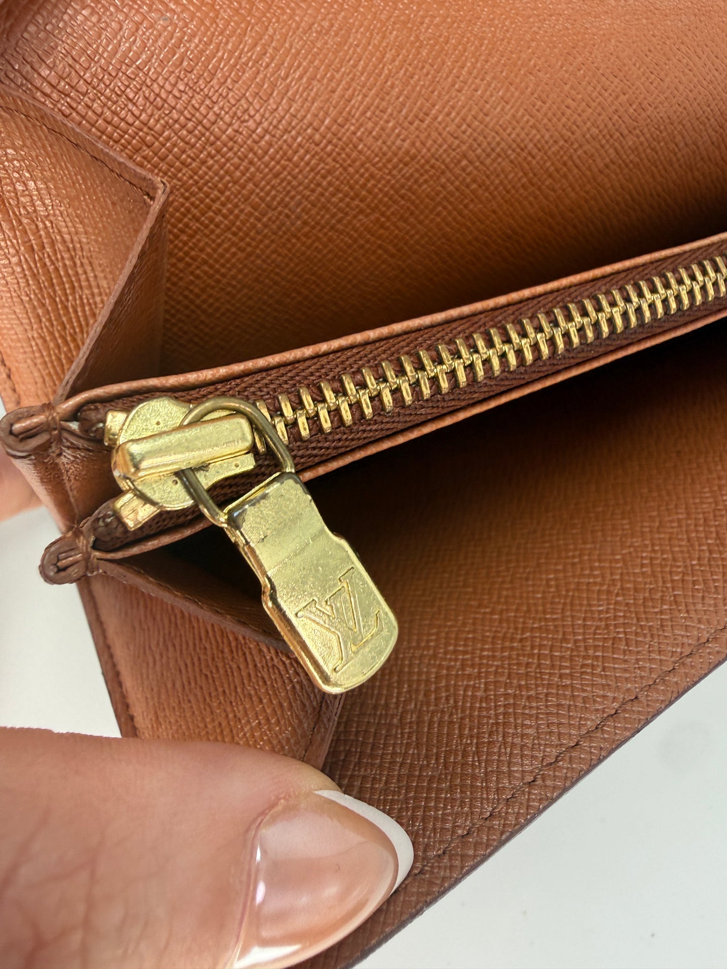 Louis Vuitton Monogram Coated Canvas Sarah Wallet CA0936